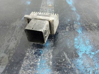 bontott OPEL MOVANO Izzító Relé