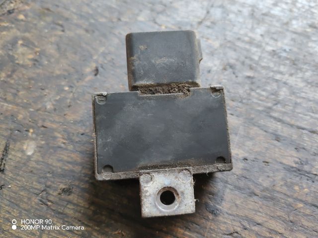 bontott OPEL MOVANO Izzító Relé