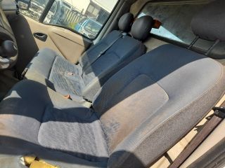 bontott OPEL MOVANO Jobb első Alsó Zsanér