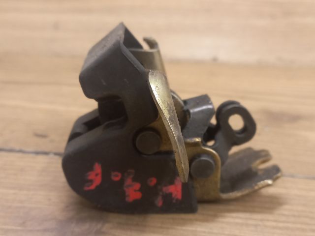 bontott OPEL MOVANO Jobb hátsó Ajtózár