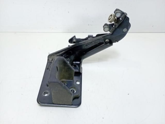 bontott OPEL MOVANO Tolóajtó Sín Görgő