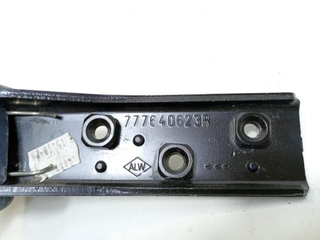 bontott OPEL MOVANO Tolóajtó Sín Görgő