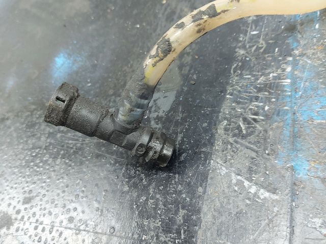 bontott OPEL MOVANO Üzemanyagcső