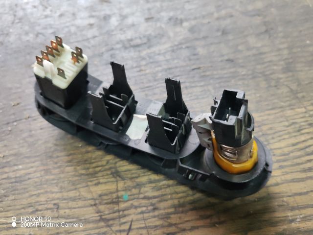 bontott OPEL MOVANO Vészvillogó Kapcsoló