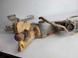 bontott OPEL MOVANO Vonóhorog