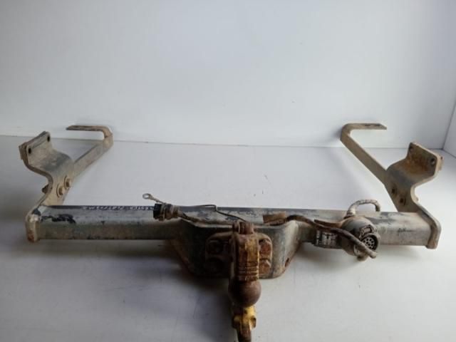 bontott OPEL MOVANO Vonóhorog