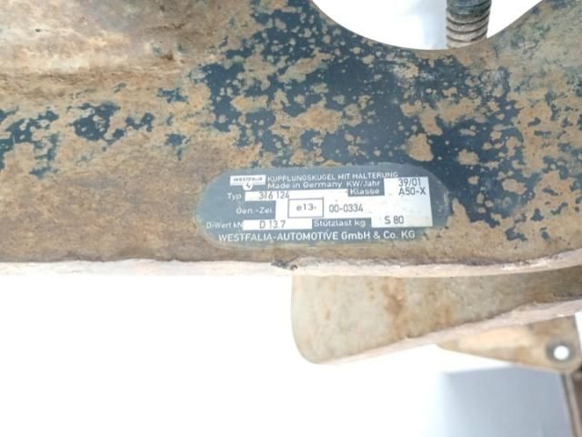 bontott OPEL MOVANO Vonóhorog