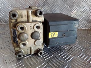 bontott OPEL OMEGA ABS Kocka