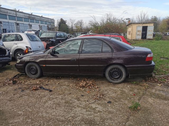 bontott OPEL OMEGA Bal első Csonkállvány Kerékaggyal