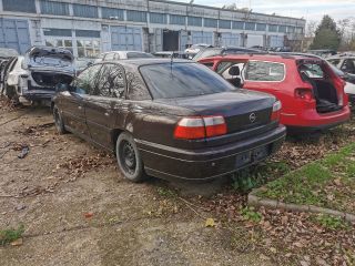 bontott OPEL OMEGA Bal első Csonkállvány Kerékaggyal