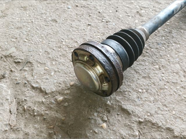 bontott OPEL OMEGA Bal Féltengely