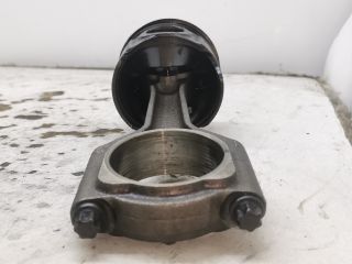 bontott OPEL OMEGA Dugattyú és Hajtókar