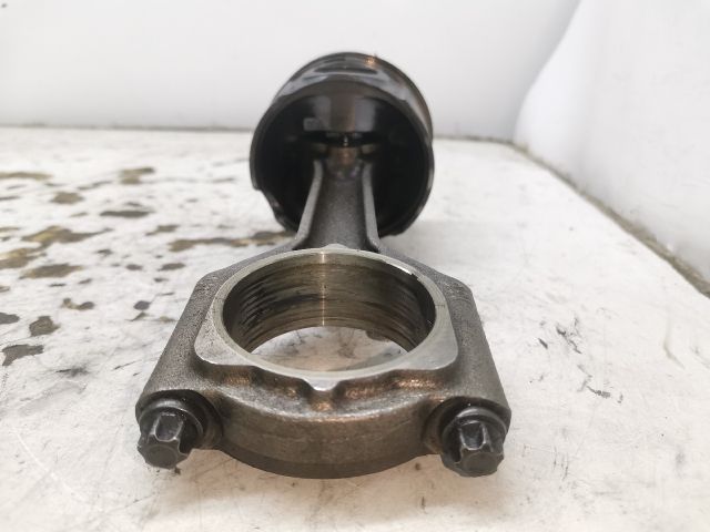 bontott OPEL OMEGA Dugattyú és Hajtókar