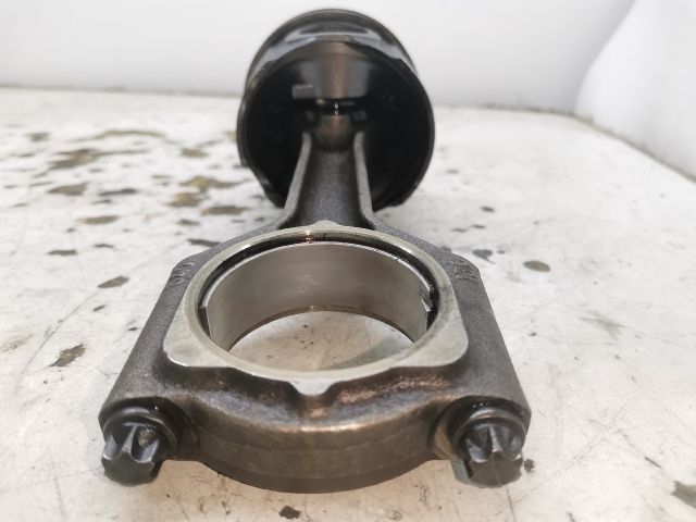 bontott OPEL OMEGA Dugattyú és Hajtókar