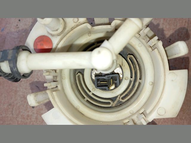 bontott OPEL OMEGA Üzemanyag Szivattyú