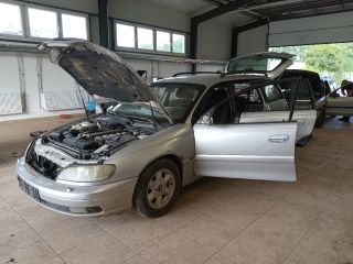 bontott OPEL OMEGA Jobb első Féknyereg Munkahengerrel