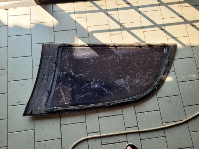 bontott OPEL OMEGA Bal C Oszlop Oldalablak Üveg