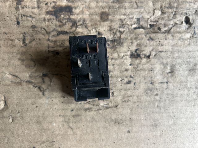 bontott OPEL OMEGA Bal első Ülésfűtés Kapcsoló