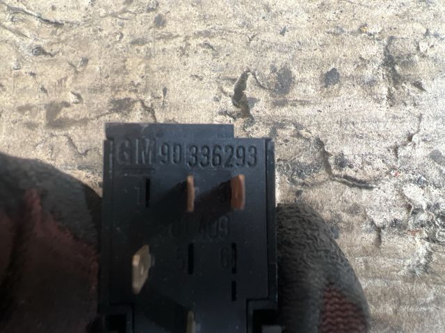 bontott OPEL OMEGA Bal első Ülésfűtés Kapcsoló