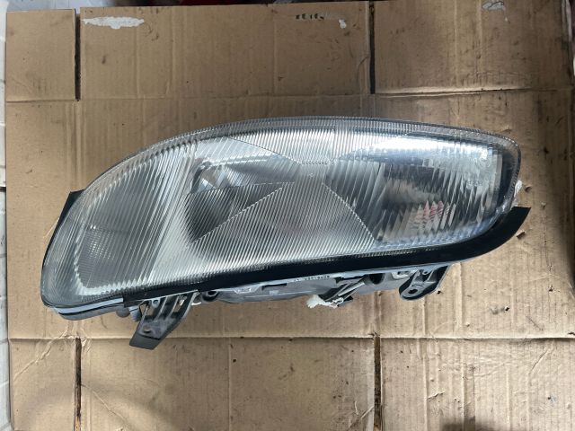 bontott OPEL OMEGA Bal Fényszóró