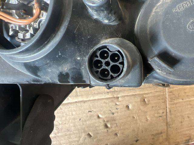 bontott OPEL OMEGA Bal Fényszóró