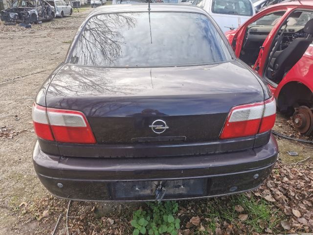 bontott OPEL OMEGA Bal hátsó Ajtó (Részeivel)