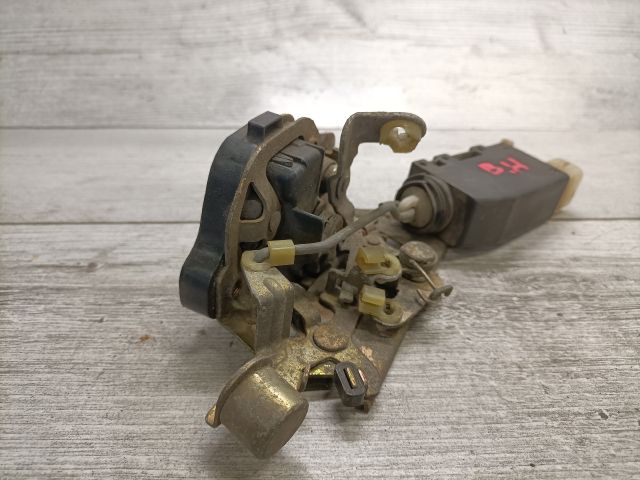 bontott OPEL OMEGA Bal hátsó Ajtózár