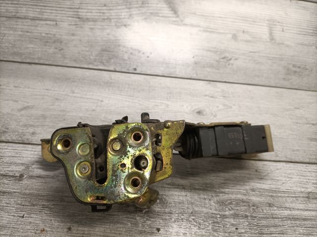 bontott OPEL OMEGA Bal hátsó Ajtózár