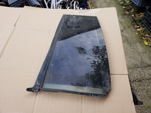 bontott OPEL OMEGA Bal hátsó Fixüveg (Ajtóban)