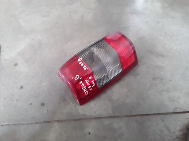 bontott OPEL OMEGA Bal Hátsó Lámpa