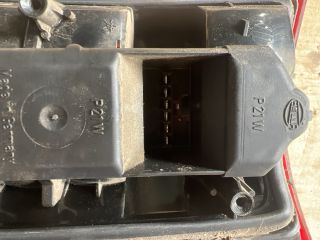 bontott OPEL OMEGA Bal Hátsó Lámpa