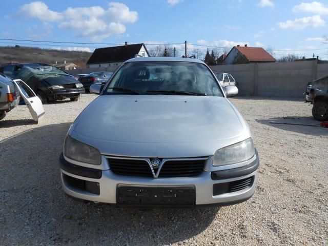 bontott OPEL OMEGA Bal hátsó Prizma