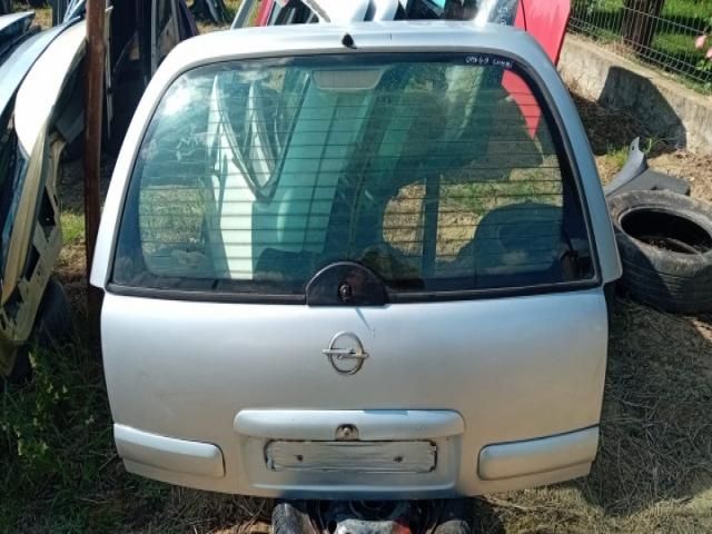 bontott OPEL OMEGA Csomagtérajtó (Üres lemez)