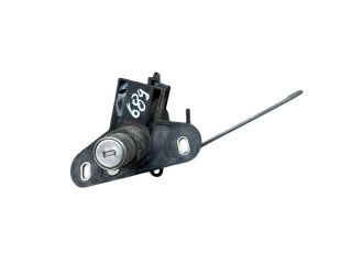 bontott OPEL OMEGA Csomagtérajtó Zárbetét