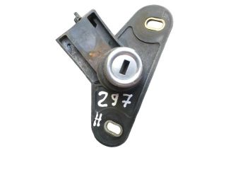 bontott OPEL OMEGA Csomagtérajtó Zárbetét