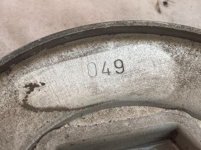 bontott OPEL OMEGA Felniközép (1 db)