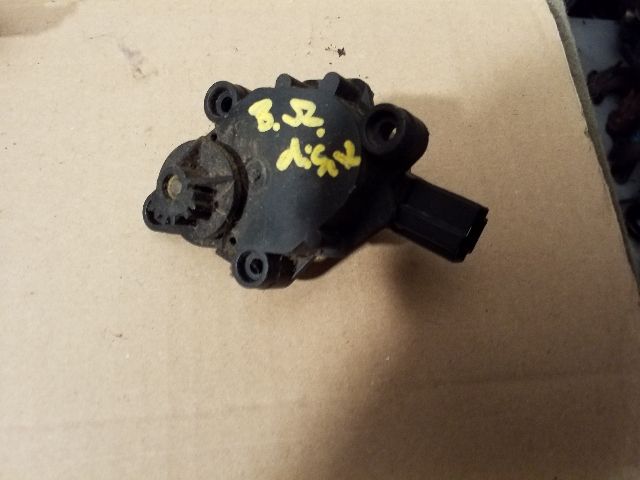 bontott OPEL OMEGA Fűtés Állító Motor