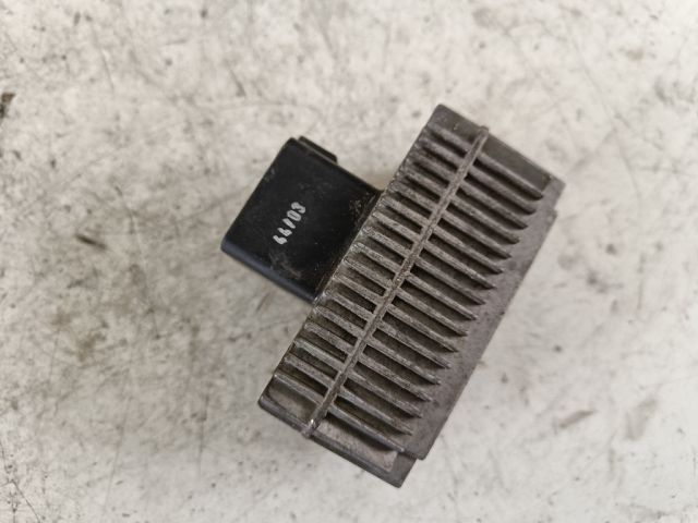 bontott OPEL OMEGA Izzító Relé