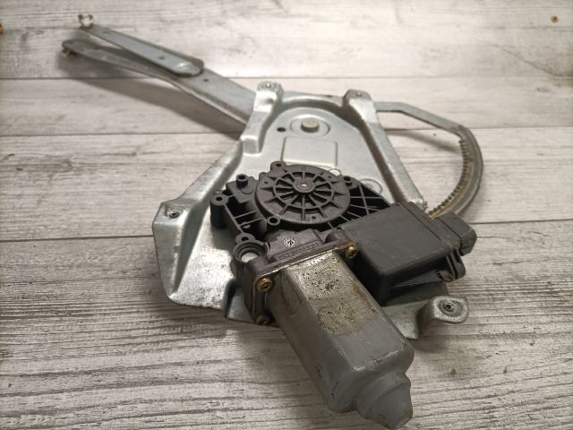 bontott OPEL OMEGA Jobb első Ablakemelő Szerkezet (Elektromos)