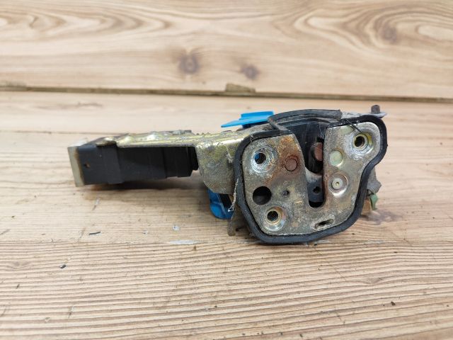 bontott OPEL OMEGA Jobb első Ajtózár