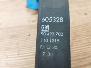 bontott OPEL OMEGA Jobb első Ajtózár