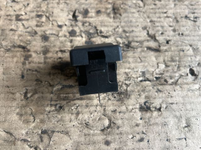 bontott OPEL OMEGA Jobb első Ülésfűtés Kapcsoló