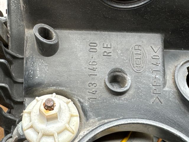 bontott OPEL OMEGA Jobb Fényszóró