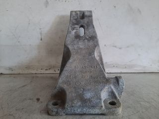 bontott OPEL OMEGA Motor Tartó Bak (Fém)