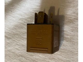 bontott OPEL OMEGA Relé