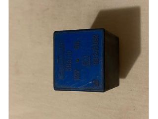 bontott OPEL OMEGA Relé