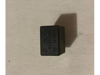 bontott OPEL OMEGA Relé