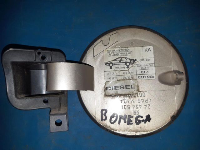 bontott OPEL OMEGA Tankajtó