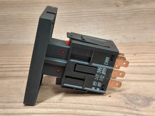 bontott OPEL OMEGA Vészvillogó Kapcsoló