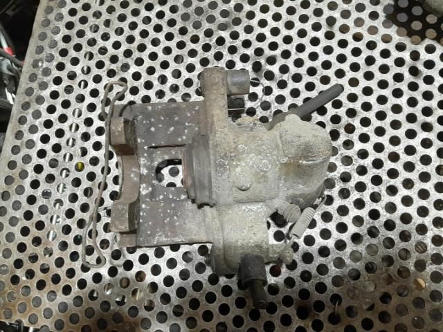 bontott OPEL SIGNUM Bal hátsó Féknyereg Munkahengerrel